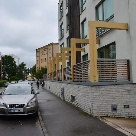 Citycenter Kollane Apartamento Tallin
